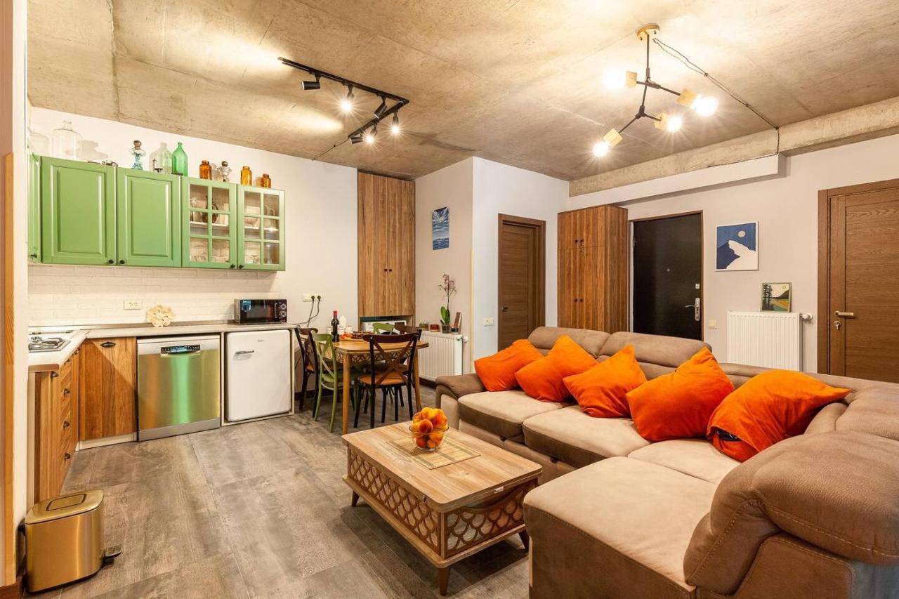 Veli Group Apartment Near White Bridge ° Kutaisi Esterno foto