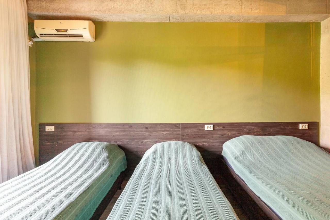 Veli Group Apartment Near White Bridge ° Kutaisi Esterno foto